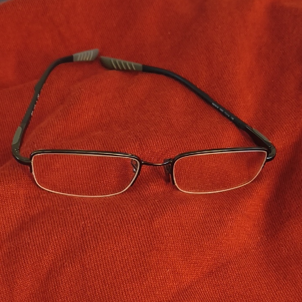 Ray Ban Rectangular Metal Frame - Picture 2 of 10